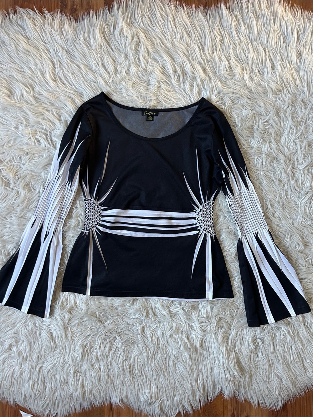 Vintage Whimsygoth Black & White Top - Picture 5 of 6